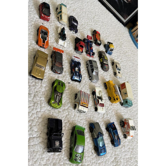 Car Lot - Picture 2 of 2